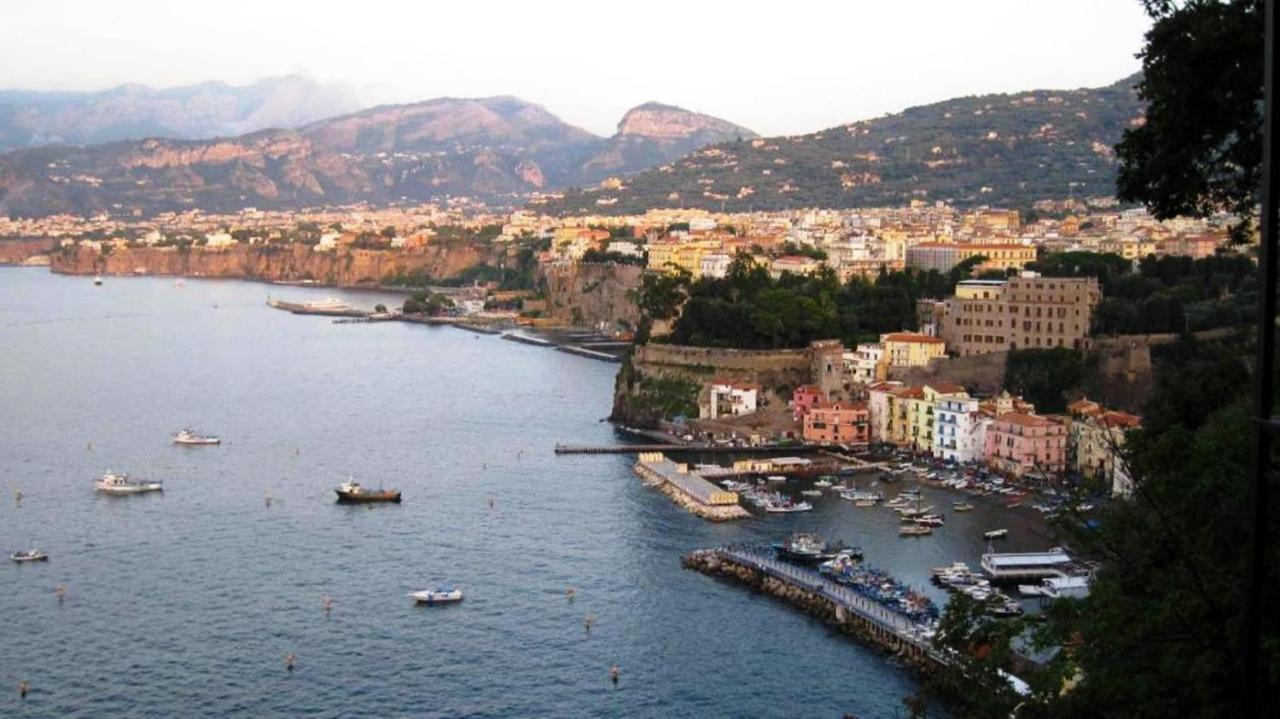 Sea View Casa Anna Sorrento Apartment Bagian luar foto