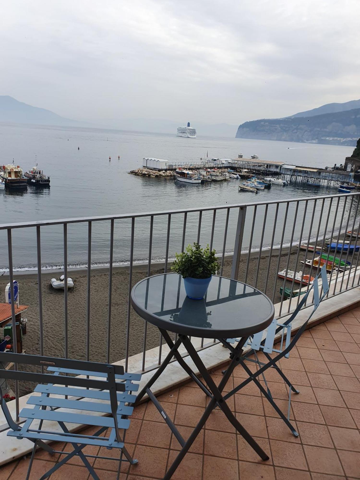 Sea View Casa Anna Sorrento Apartment Bagian luar foto